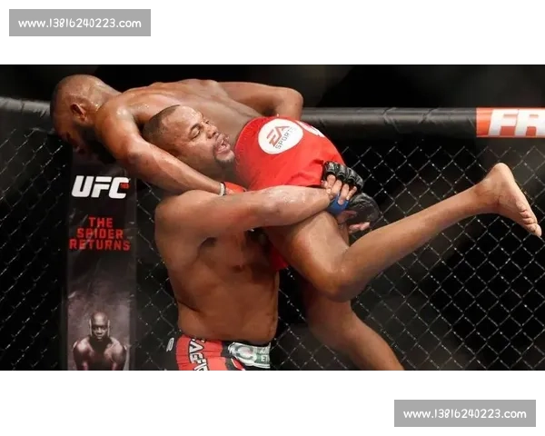 科米尔对决琼斯恩怨再起格斗之巅谁主沉浮终极解析历史宿命全面回顾